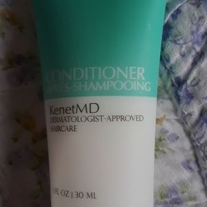 KenetMD Makeup - KenetMD Dermatologist approved travel set KenetMD Makeup - KenetMD Dermatologist approved travel set